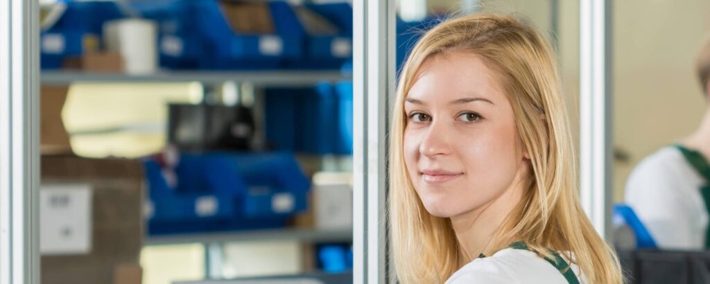 Titelbild zur Stellenanzeige: Produktionshelfer für Metall in Premnitz (m/w/d) – 18,00 € / Stunde – Teilzeitjobs, Nebenjobs, Vollzeitjobs